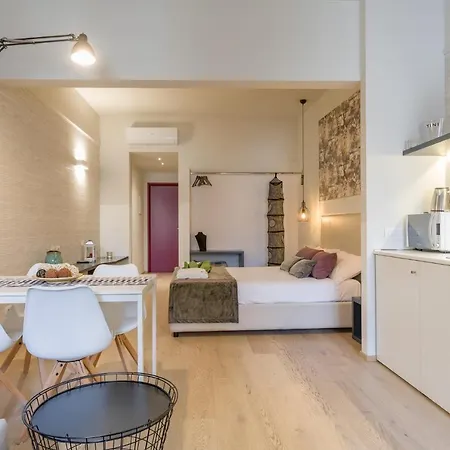 Velluto Blu & Διαμέρισμα Βερόνα