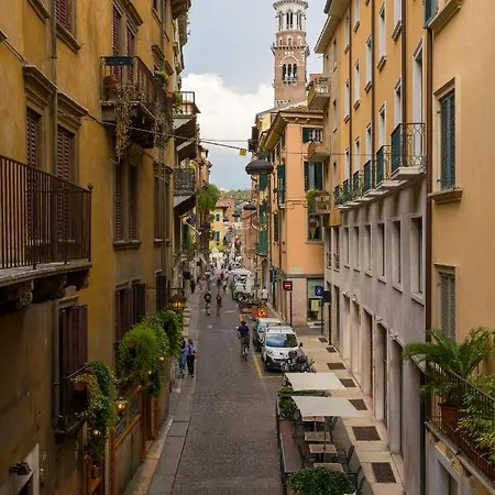 Velluto Blu & * Βερόνα