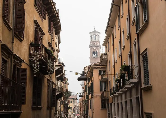 Velluto Blu & By Reasy&busy Apartament